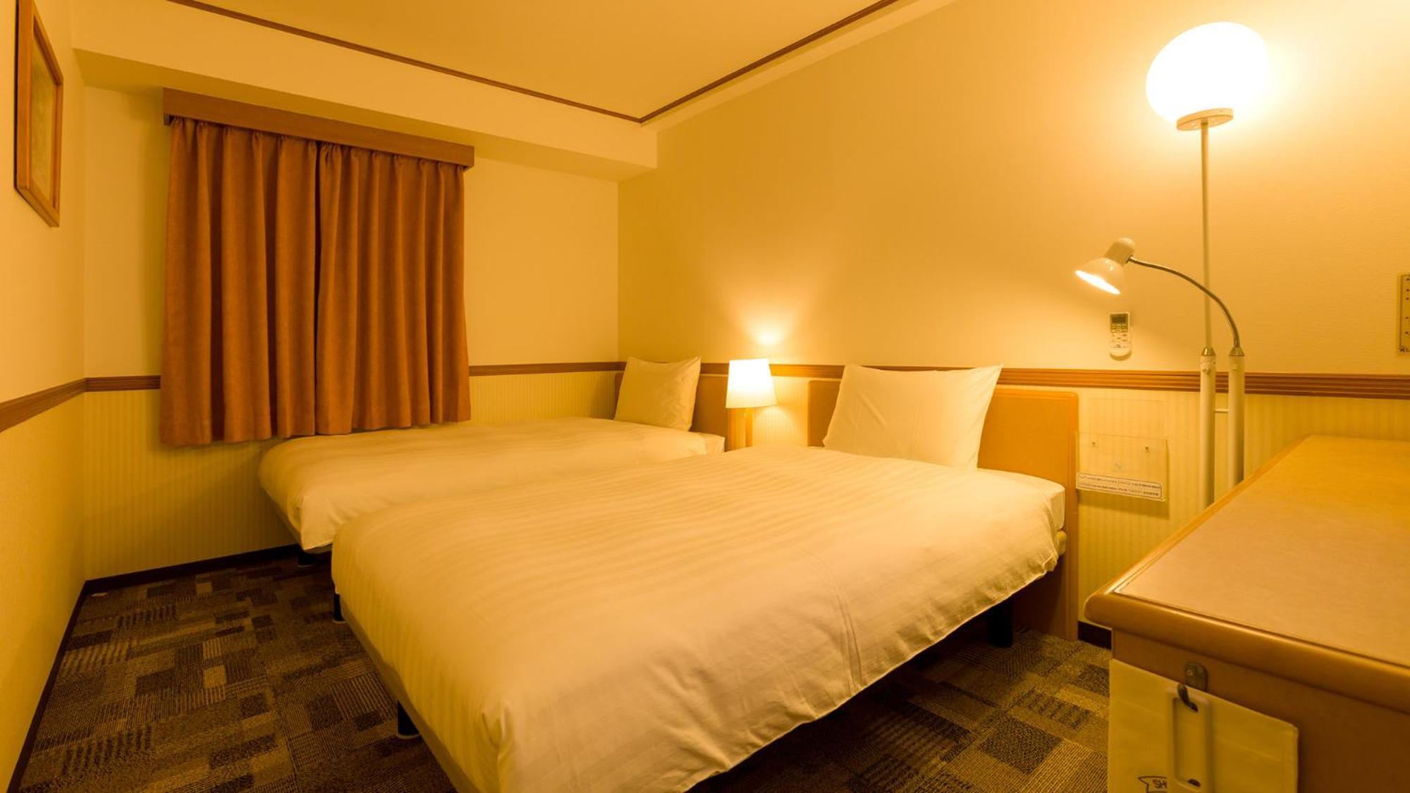 Toyoko Inn Shin-Yokohama Ekimae Shinkan Room photo